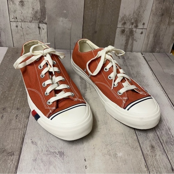 NWOT Keds Pro Royal Lo Classic Canvas Size 7.5 - Picture 1 of 9